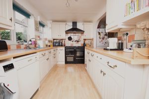 KITCHEN- click for photo gallery